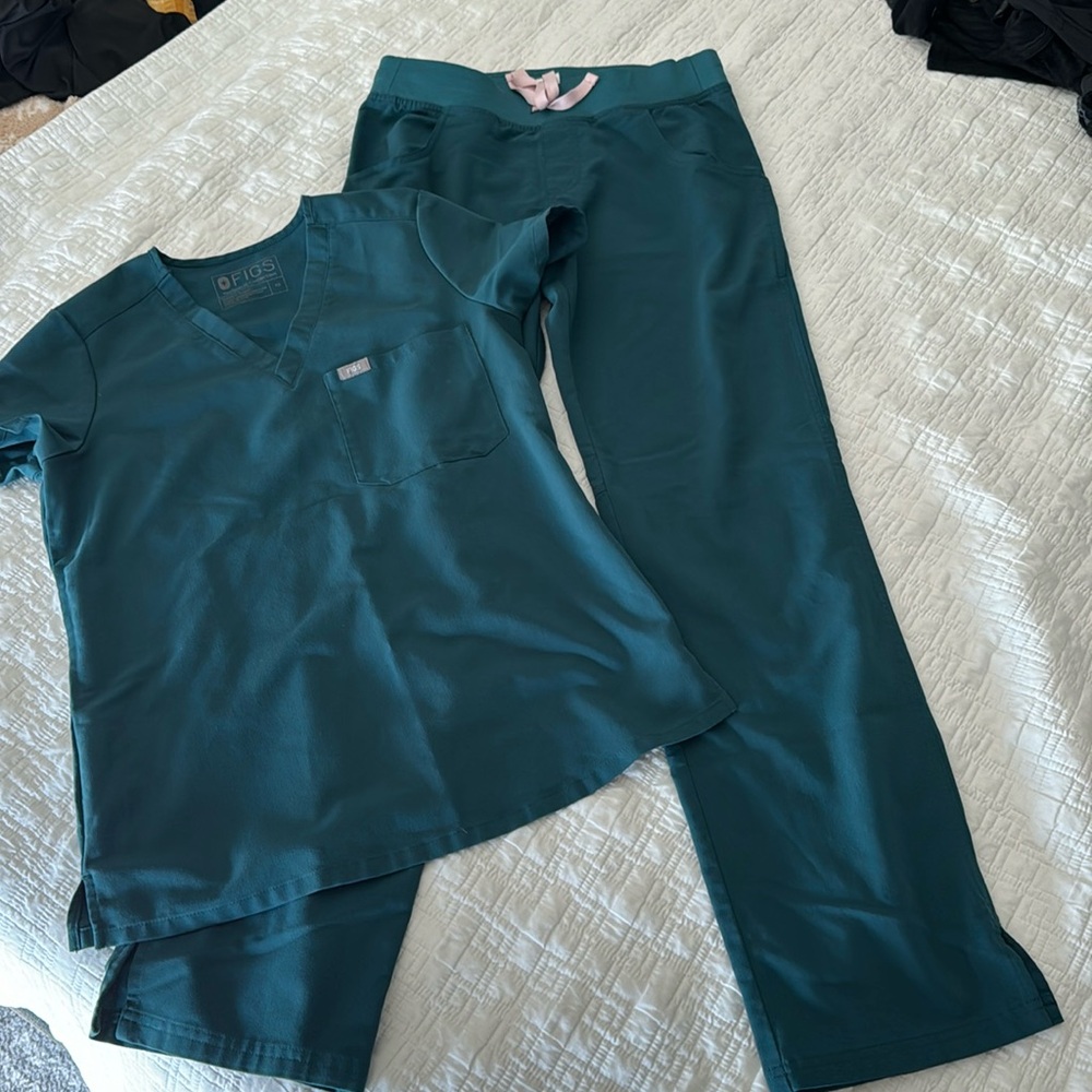 Figs Caribbean blue scrubs XS/S